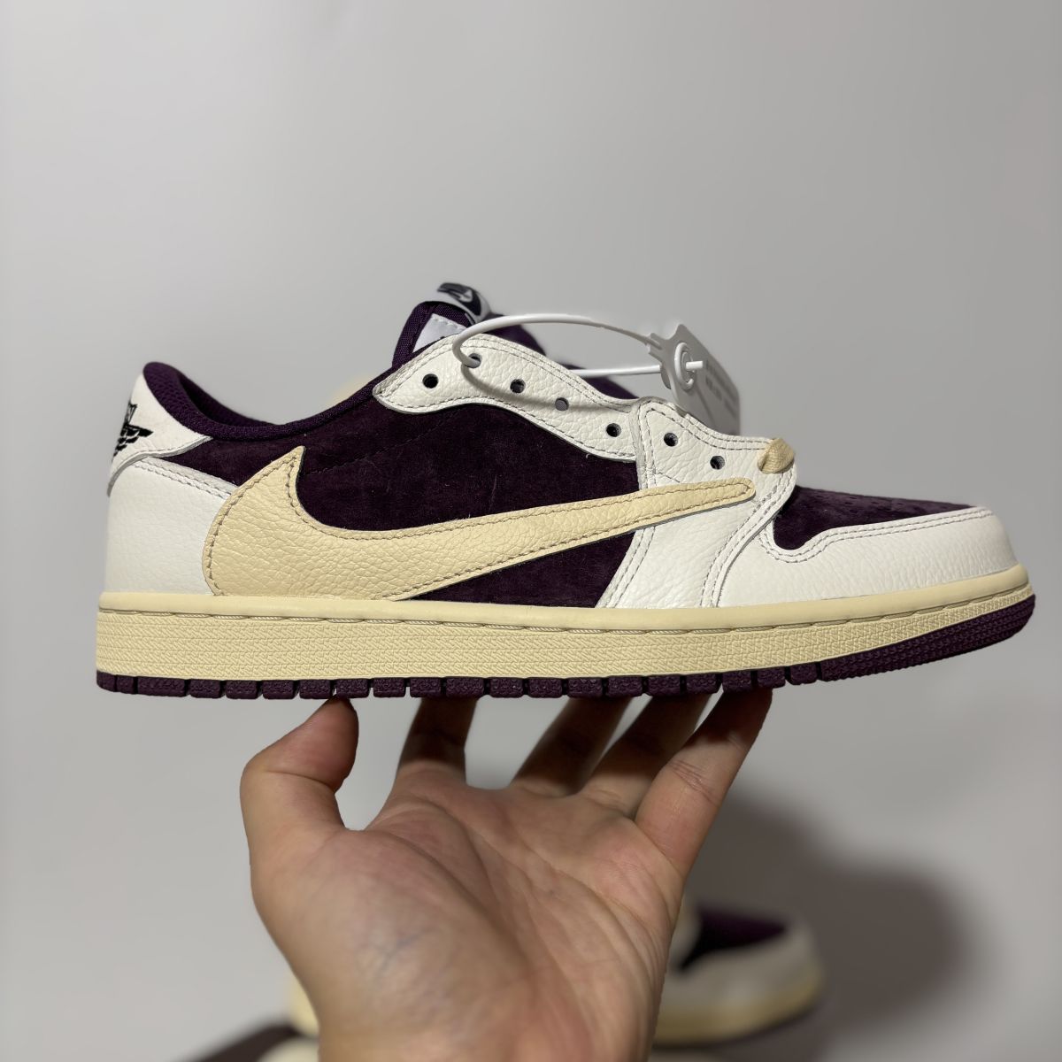 AJ1倒钩白深紫 F版⚡️Travis Scott x Jordan Air Jordan 1 乔1 TS经典舒适 低帮 复古篮球鞋 DZ4137-700