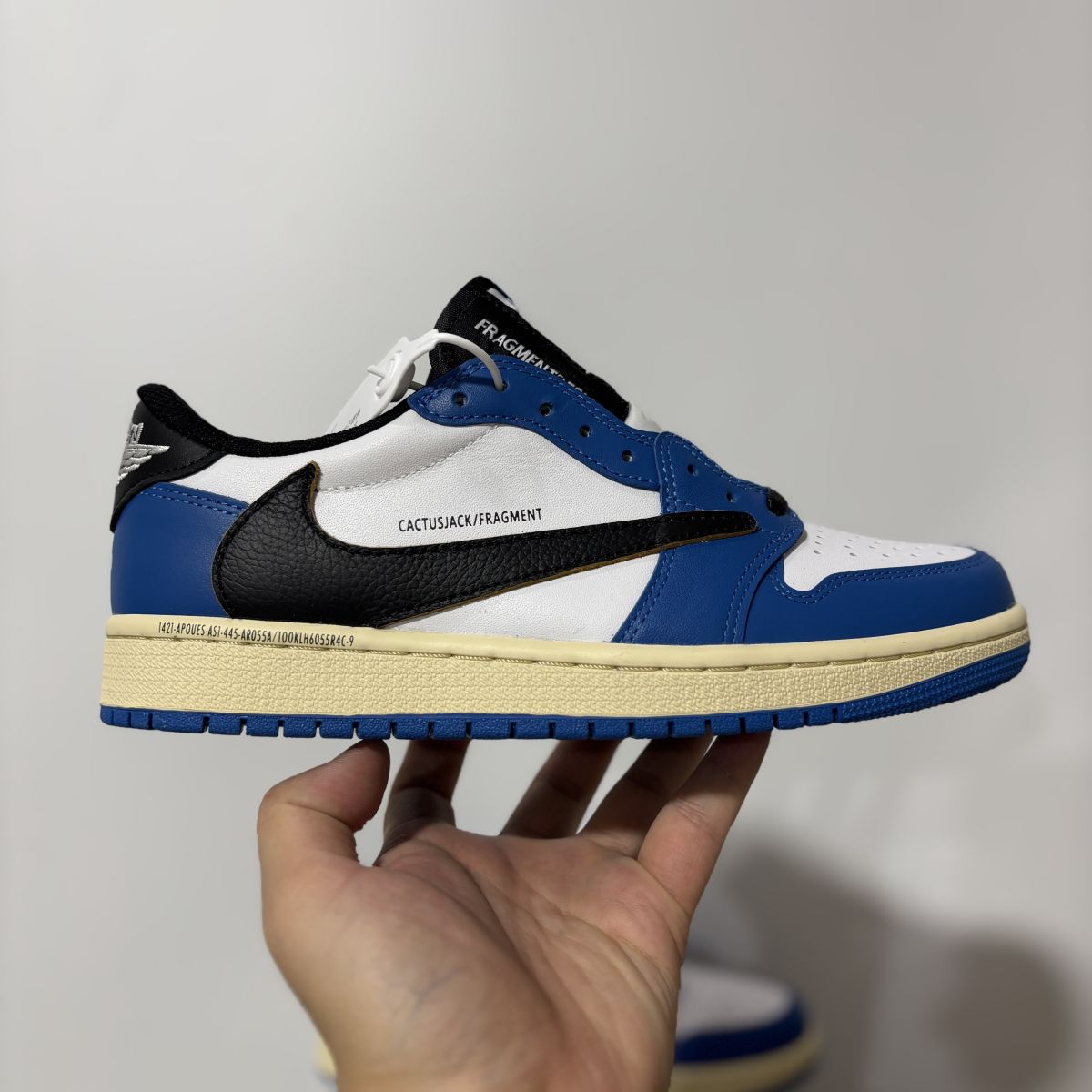 AJ1 TS倒钩蓝白黑 F版⚡️Travis Scott x Jordan Air Jordan 1 Low 乔1柔软舒适 防滑耐磨 低帮 复古篮球鞋 DM7866-141