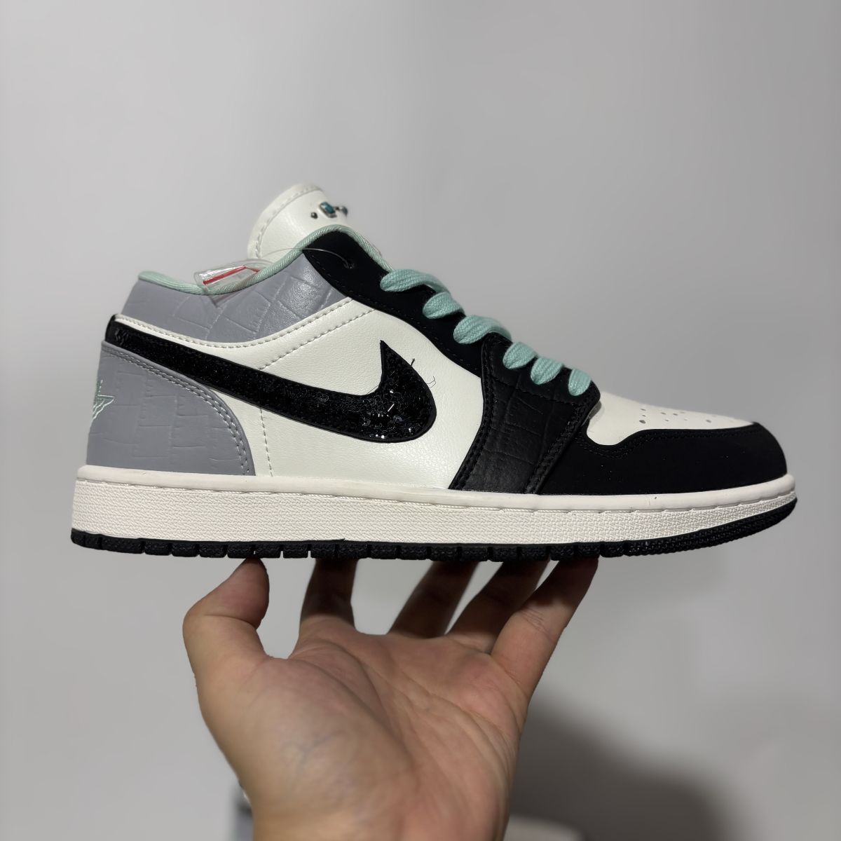 AJ1 low黑白灰 Air Jordan 1 乔1舒适柔软 透气 低帮 复古篮球鞋 IX5001-101
