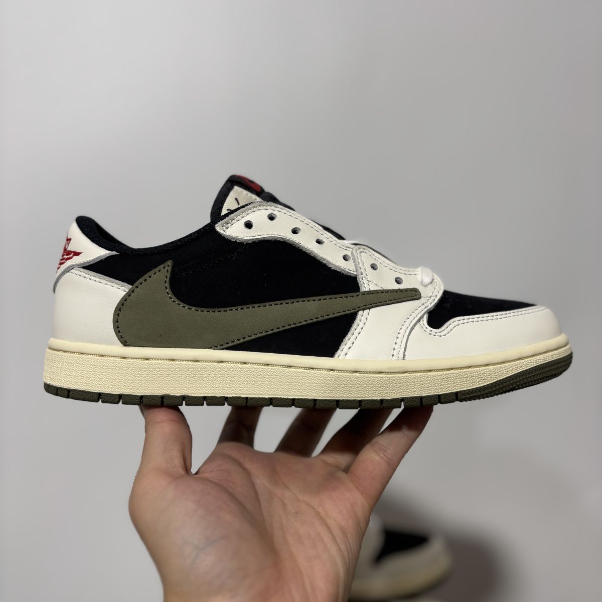 AJ1倒钩黑绿橄榄 绿X Stockx版本⚡️Travis Scott x Jordan Air Jordan 1 倒钩 5.0 皮革 Low "Medium Olive" 乔1 TS耐磨 低帮 复古