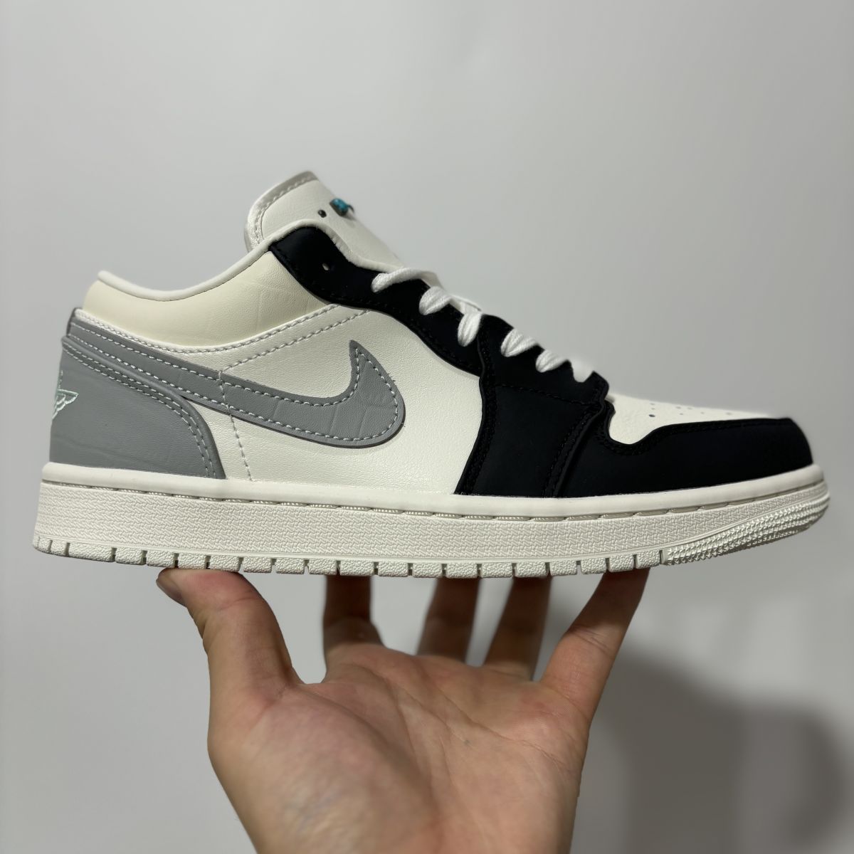 AJ1低帮黑白灰绿松石 DT纯原版⚡️Air Jordan 1 百搭舒适 耐磨 低帮 复古篮球鞋 IO2242-101