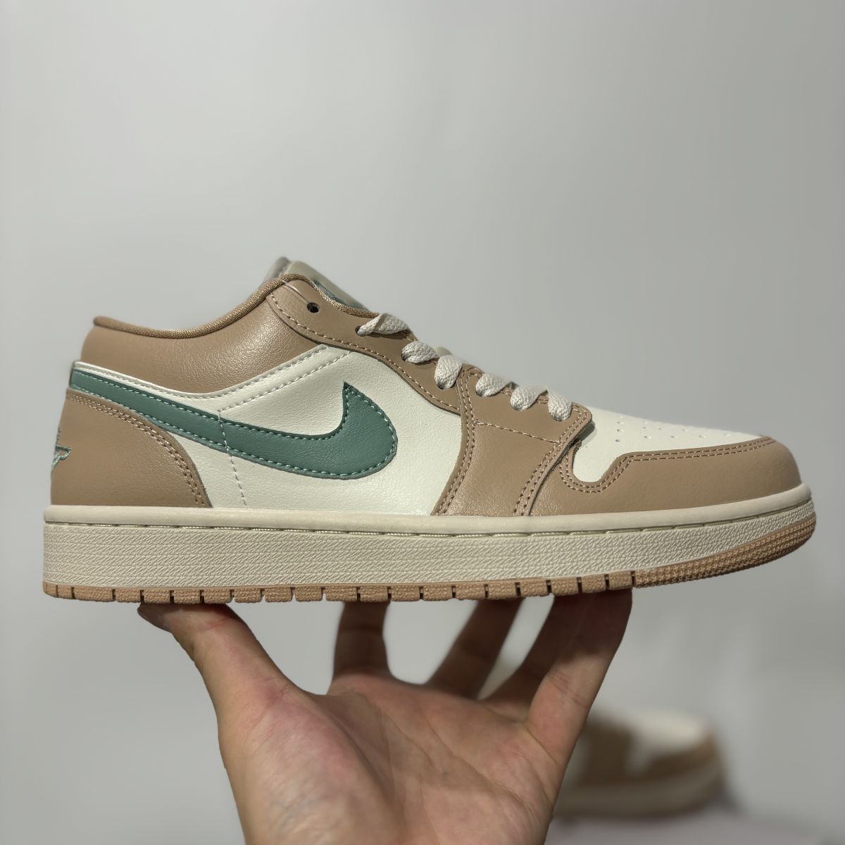 AJ1 low米橙 Air Jordan 1 乔1时尚舒适 防滑耐磨 低帮 复古篮球鞋 DC0774-103