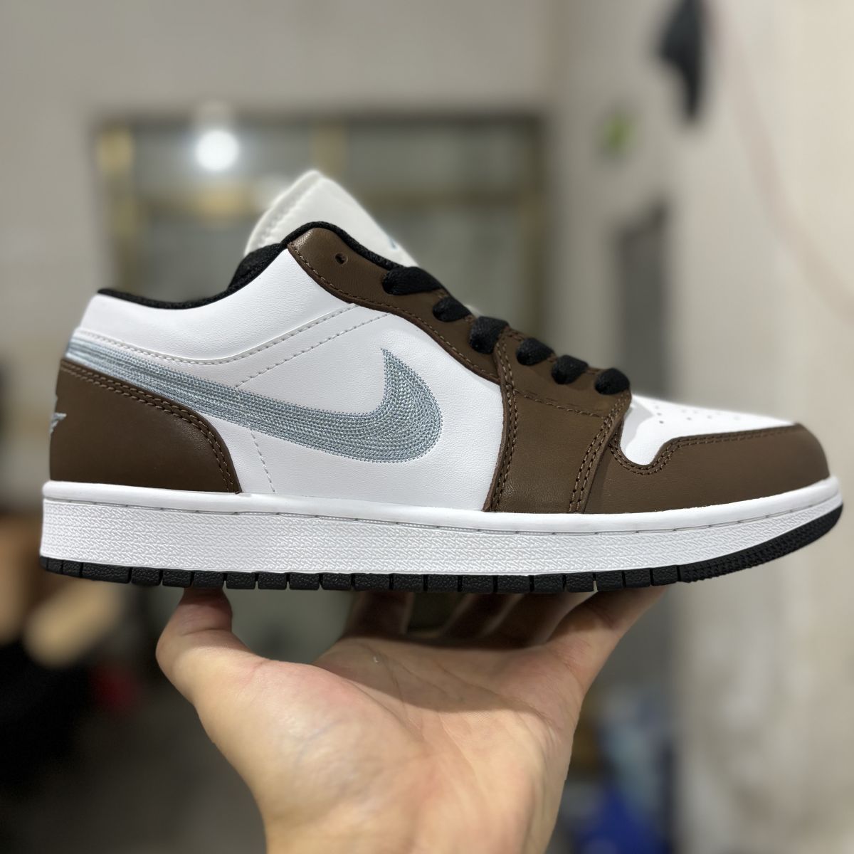 AJ1 low白褐色刺绣 Air Jordan 1 Low SE 乔1低帮舒适百搭 低帮 复古篮球鞋 FQ7832-142