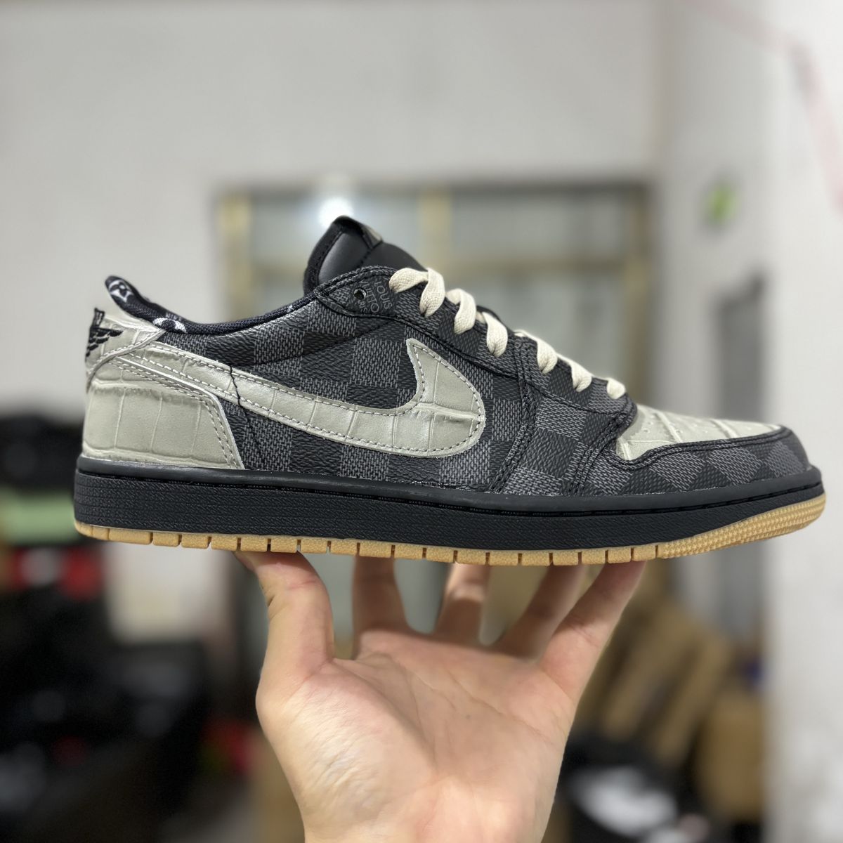 AJ1 LV联名鳄鱼纹 Y3纯原版⚡️Air Jordan 1 定制联名 Ts Lv 三方联名经典老花配色 DZ2505-001