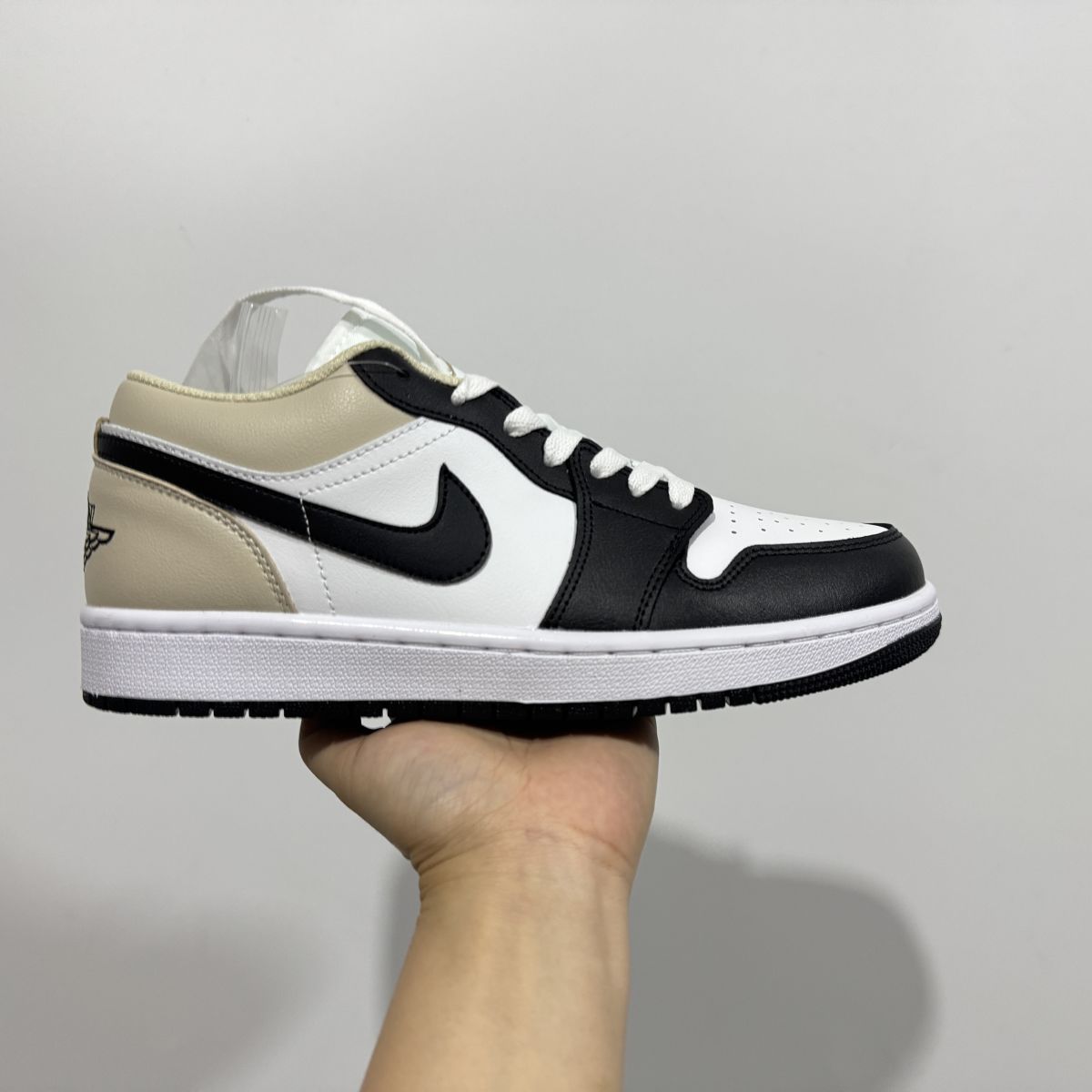 AJ1 low黑白米 Air Jordan 1 乔1皮革 舒适百搭 防滑耐磨 低帮 复古篮球鞋 553558-153