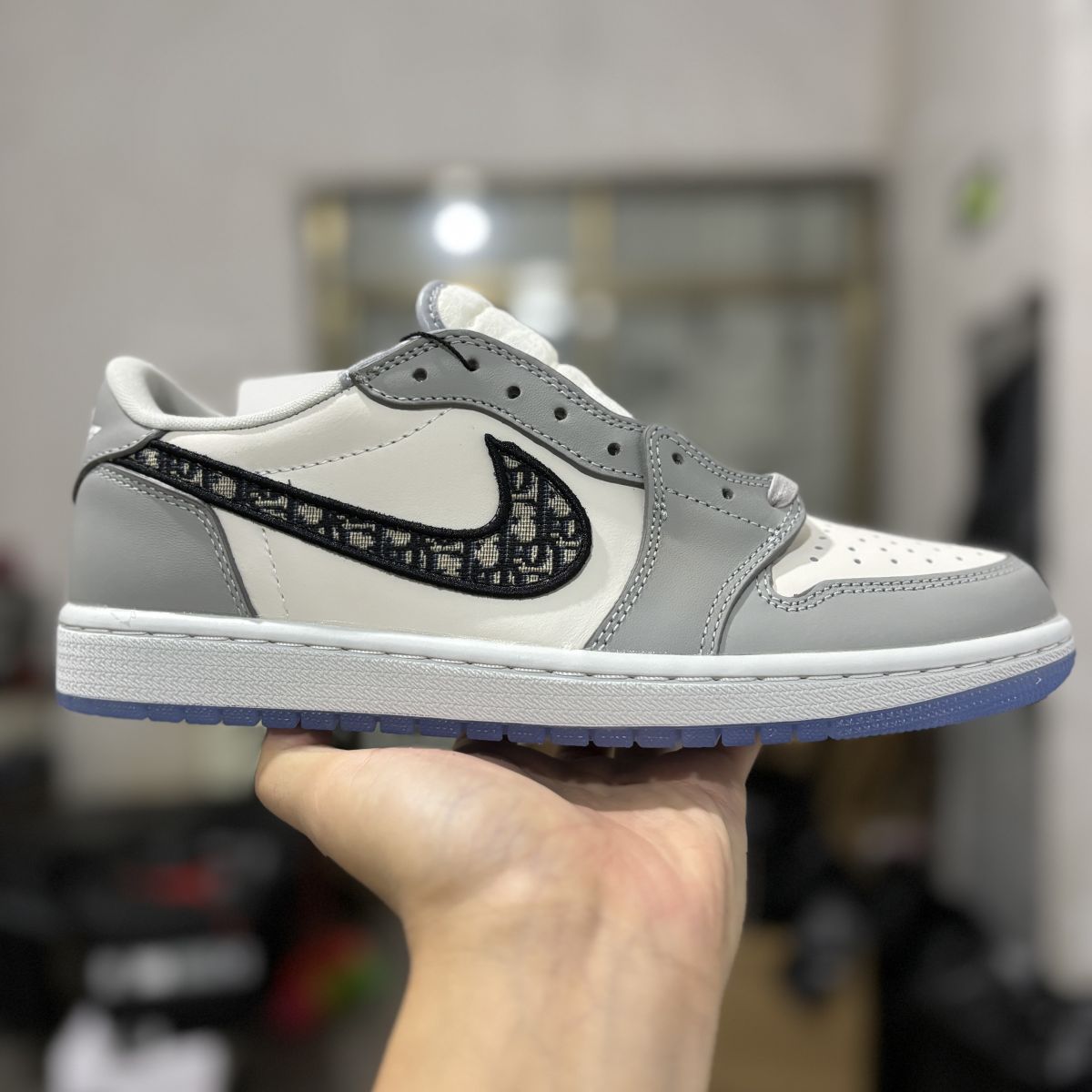 AJ1迪奥低帮 原盒⚡️DIOR × Air Jordan 1 High OG 乔 1 白灰迪奥联名低帮板鞋