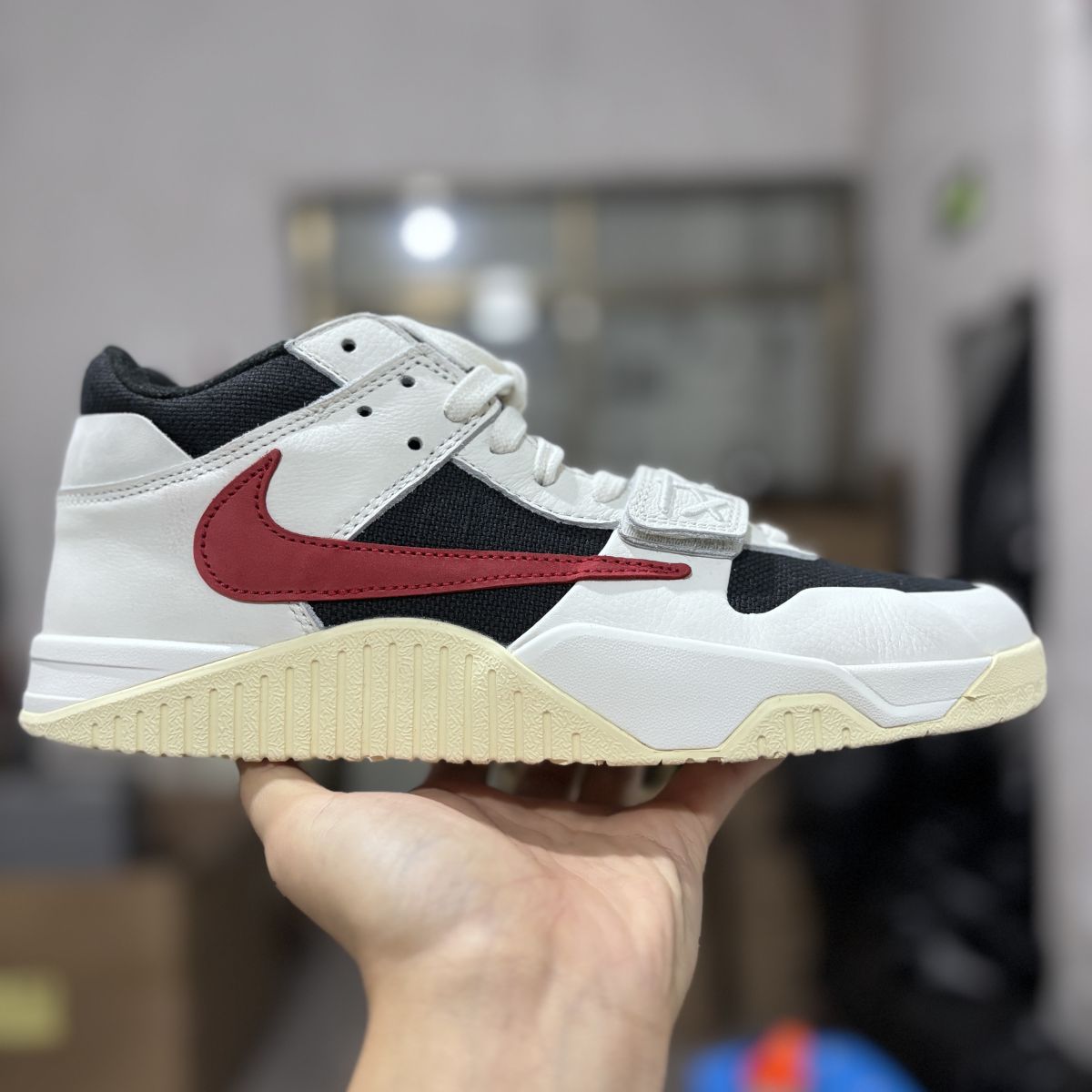 AJ TS倒钩白红 Y3纯原版⚡️Travis Scott x Jordan Executive The Check耐克联名倒钩板鞋 配布袋FZ8117-101
