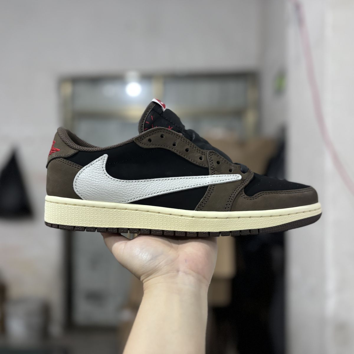 AJ1 TS黑棕倒钩 DG2.0升级版⚡️ Travis Scott x Air Jordan 1 Low 乔1初代1.0黑棕低帮倒钩复古篮球鞋 CQ4277-001