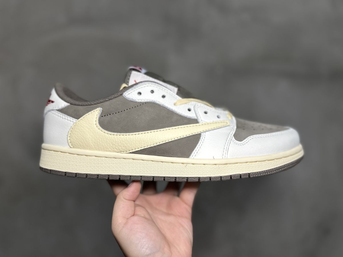 AJ1 TS白棕倒钩 头层皮⚡️Travis Scott x Air Jordan 1 Low OG SP 乔1白棕低帮3.0倒钩复古篮球鞋 DM7866-162
