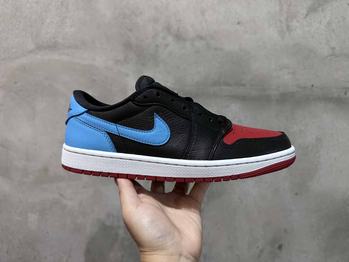 AJ1 low警灯 纯原版️Air Jordan 1 Retro low "NC to Chi"乔 1 低帮板鞋头层皮 CZ0775-046