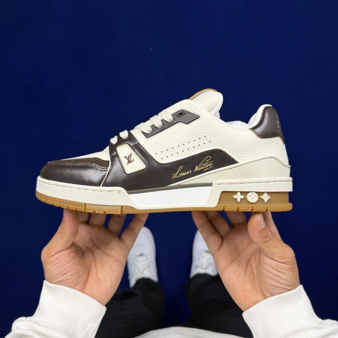LV白棕生胶 LOUIS VUITTON Trainer 官方最新配色！驴家LV Trainer 外包装全新升级‼️原版完美楦型 佛山大厂出产 品控胜过市面百分之95