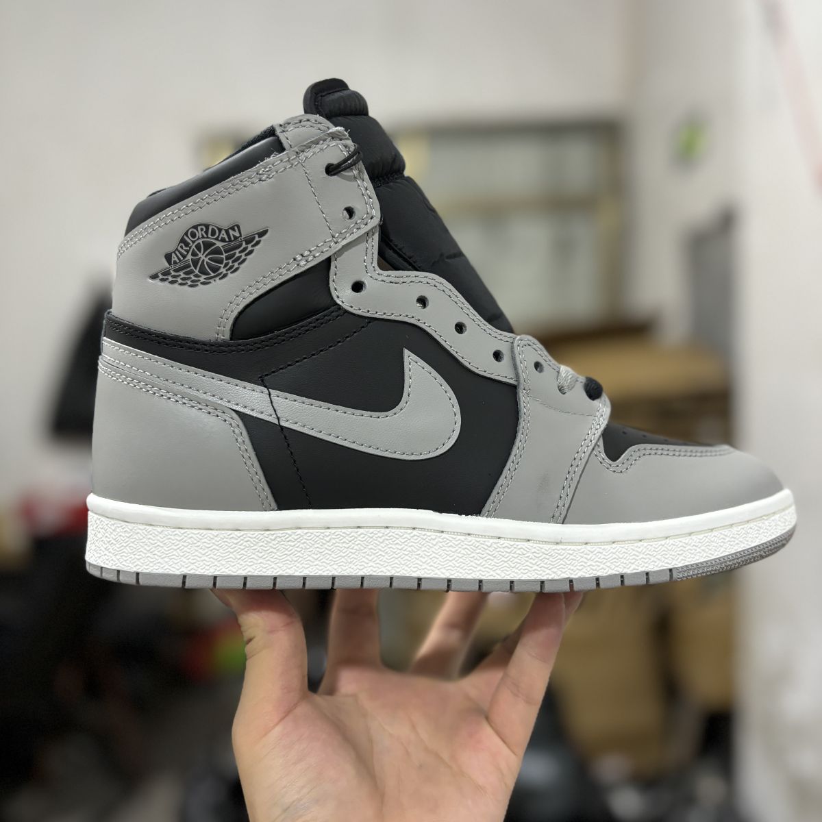 AJ1黑灰禁穿 DG纯原版⚡️Air Jordan 1 Hi '85 “Reverse Shadow” 乔1黑灰85复刻舒适复古 防滑耐磨 高帮 复古篮球鞋 2025新版 HV6674-020