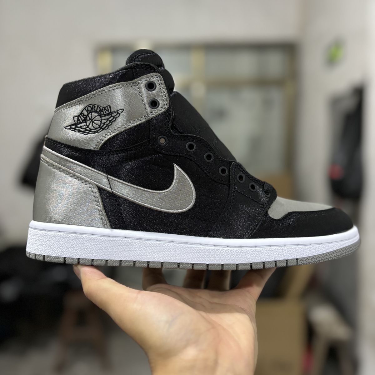 AJ1黑银丝绸 Air Jordan 1 High OG WMNS "Satin Shadow" 乔1防滑 高帮 复古篮球鞋 FD4810-010