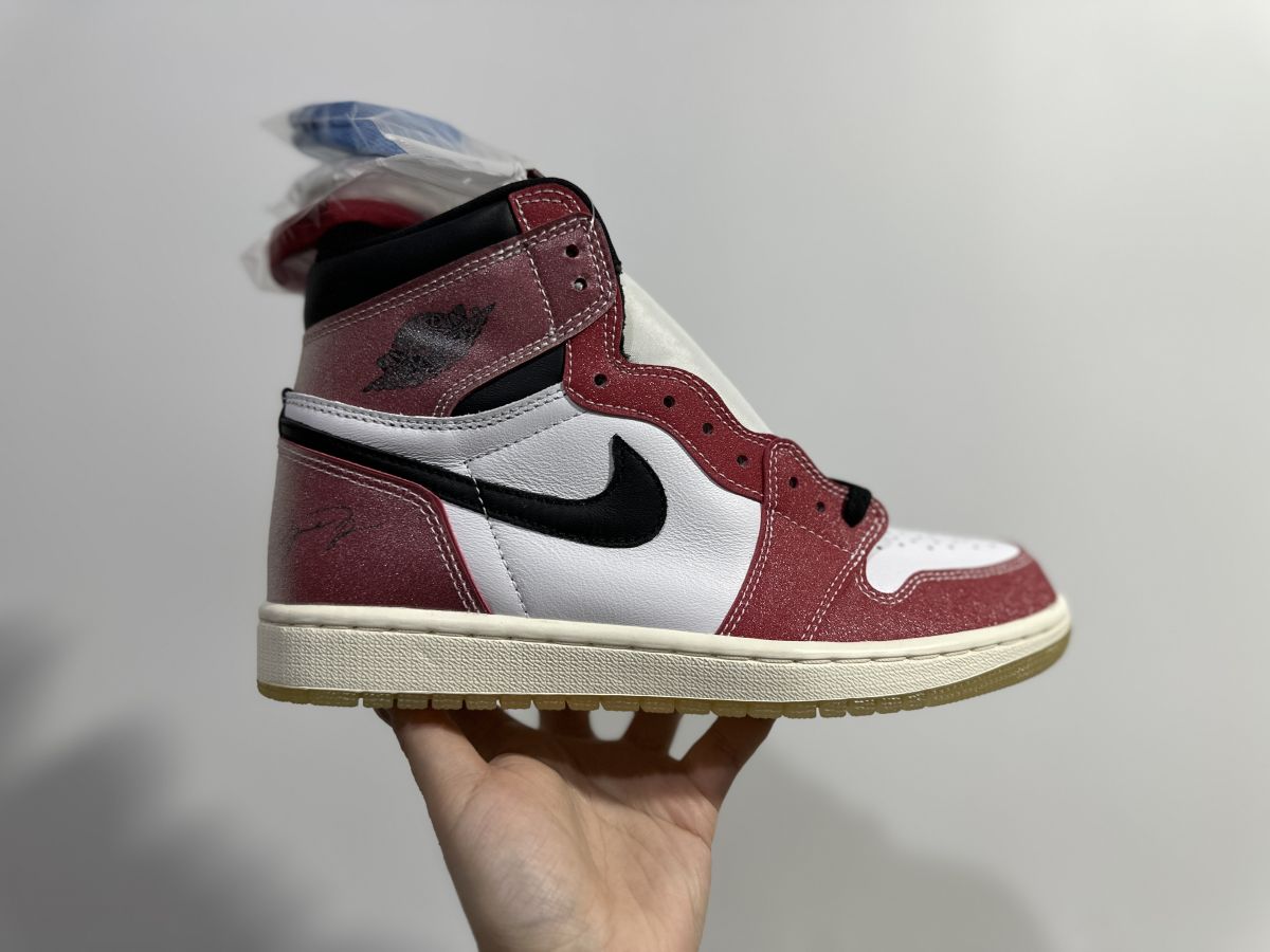 AJ1乔丹之子 air Jordan 1 乔1白红乔丹之子高帮篮球鞋
