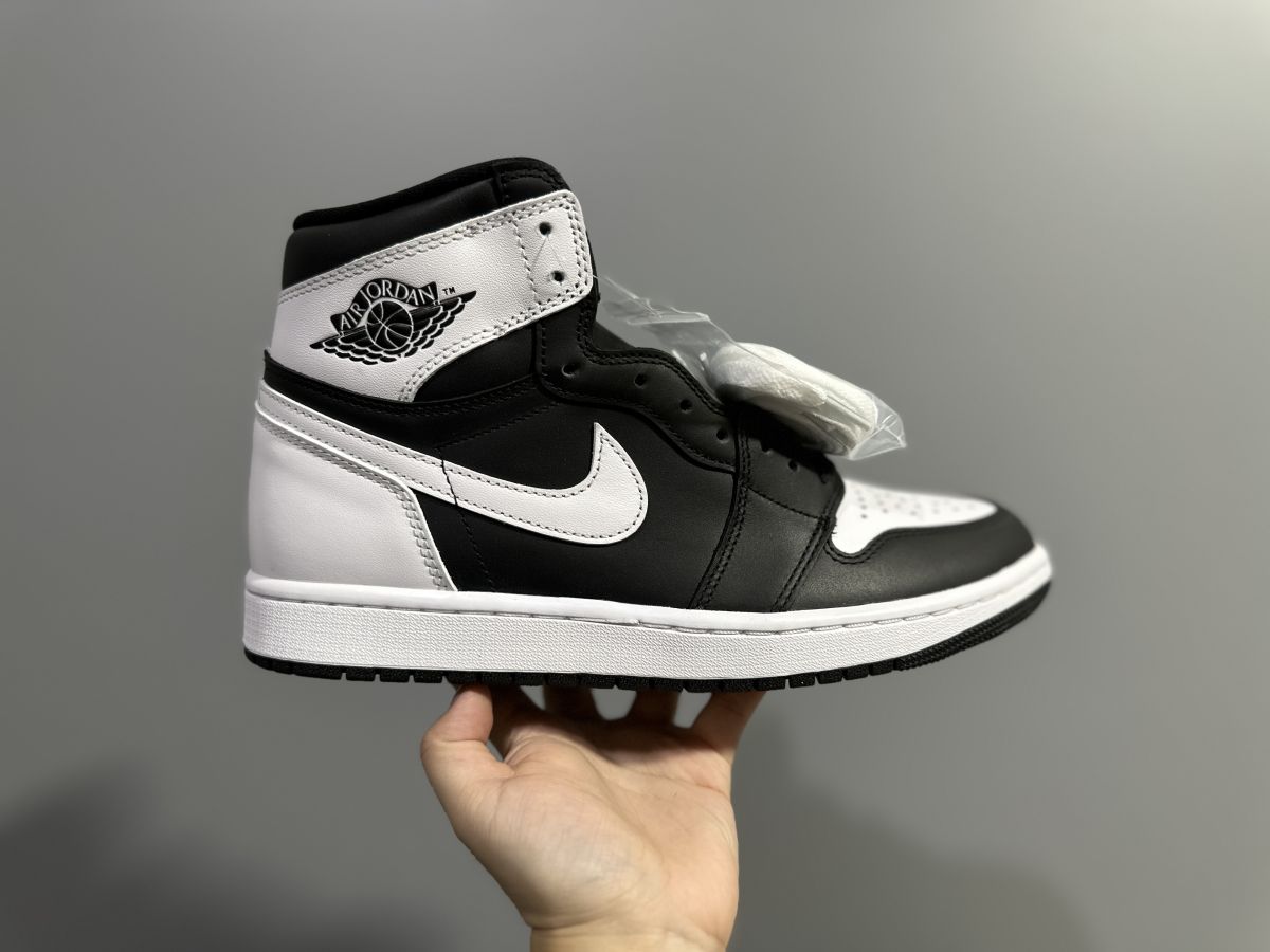 AJ1黑白熊猫 头层皮⚡️Air Jordan 1 High OG “Reverse Panda” 乔1黑白熊猫🐼高帮篮球鞋 DZ5485-010