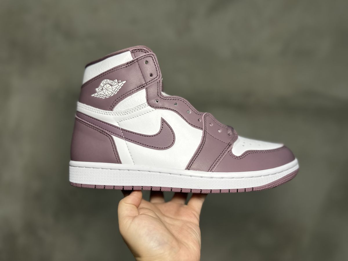 AJ1酒红 Air Jordan 1 High OG Mauve 乔1白粉紫高帮篮球鞋 DZ5485-105