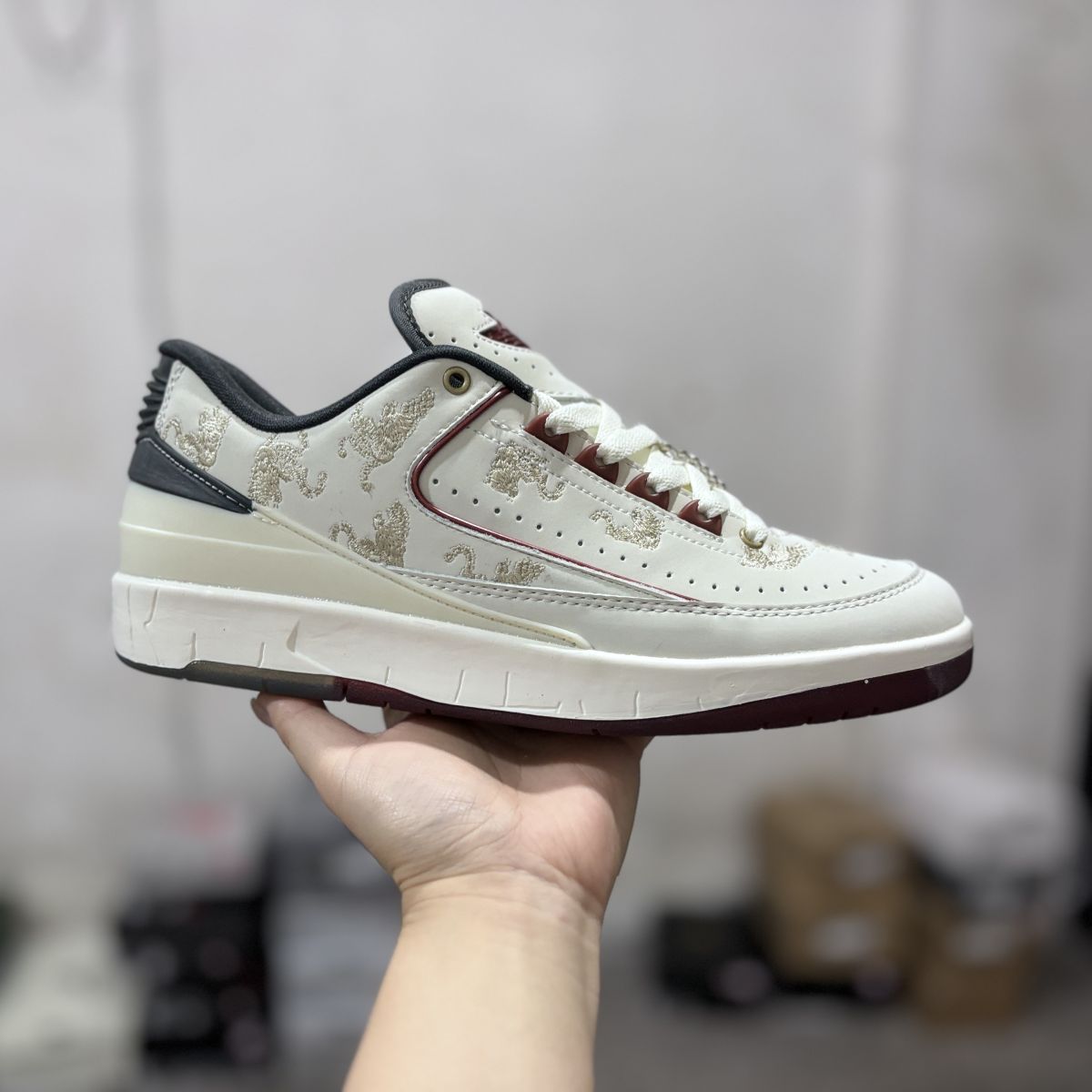 AJ2低帮龙年刺绣 Air Jordan 2 Low "Chinese New Year"乔2龙凤呈祥低帮复古篮球鞋 FJ5736-100