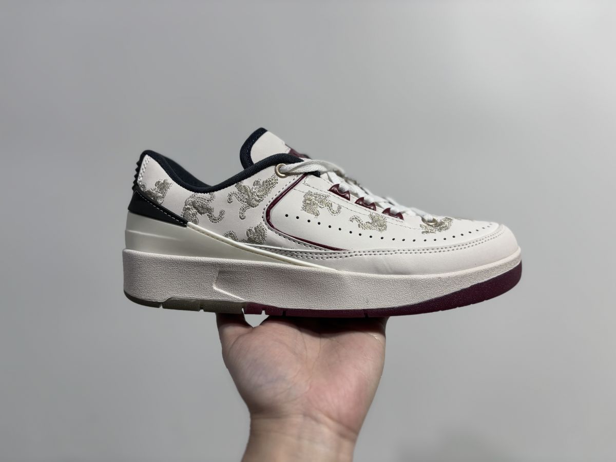 AJ2低帮龙年 Air Jordan 2 Low "Chinese New Year" 乔2龙凤呈祥低帮复古篮球鞋 FJ3468-100