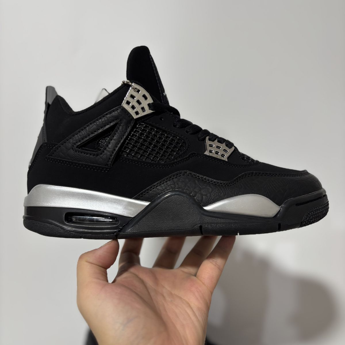 AJ4黑色 Air Jordan 4 Retro Laser 舒适贴合 复古篮球鞋 男女同款 HV0823-002