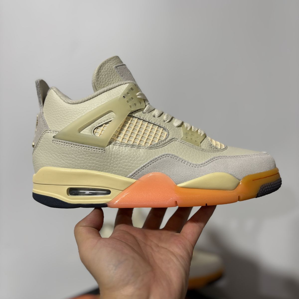 AJ4米橙 Air Jordan 4 Birds of Paradise 乔3舒适贴合 复古篮球鞋 男女同款 米色HV0823-101