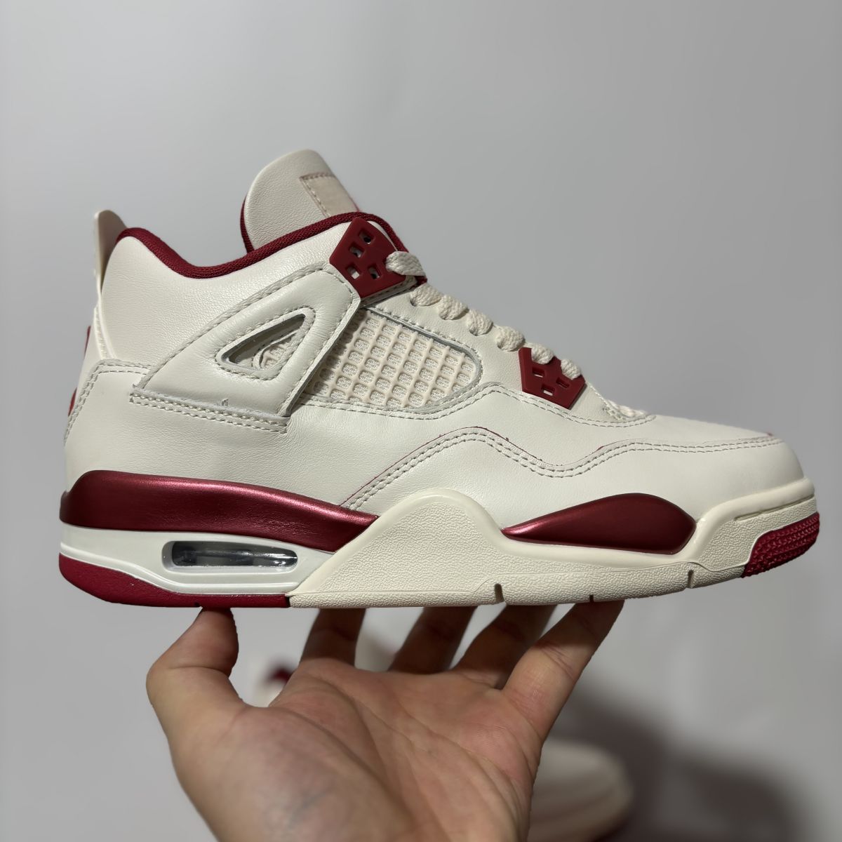 AJ4情人节 F版⚡️Air Jordan 4 Retro “Sierra Red”乔4舒适百搭 防滑耐磨 中帮 复古篮球鞋白红 HV0823-108
