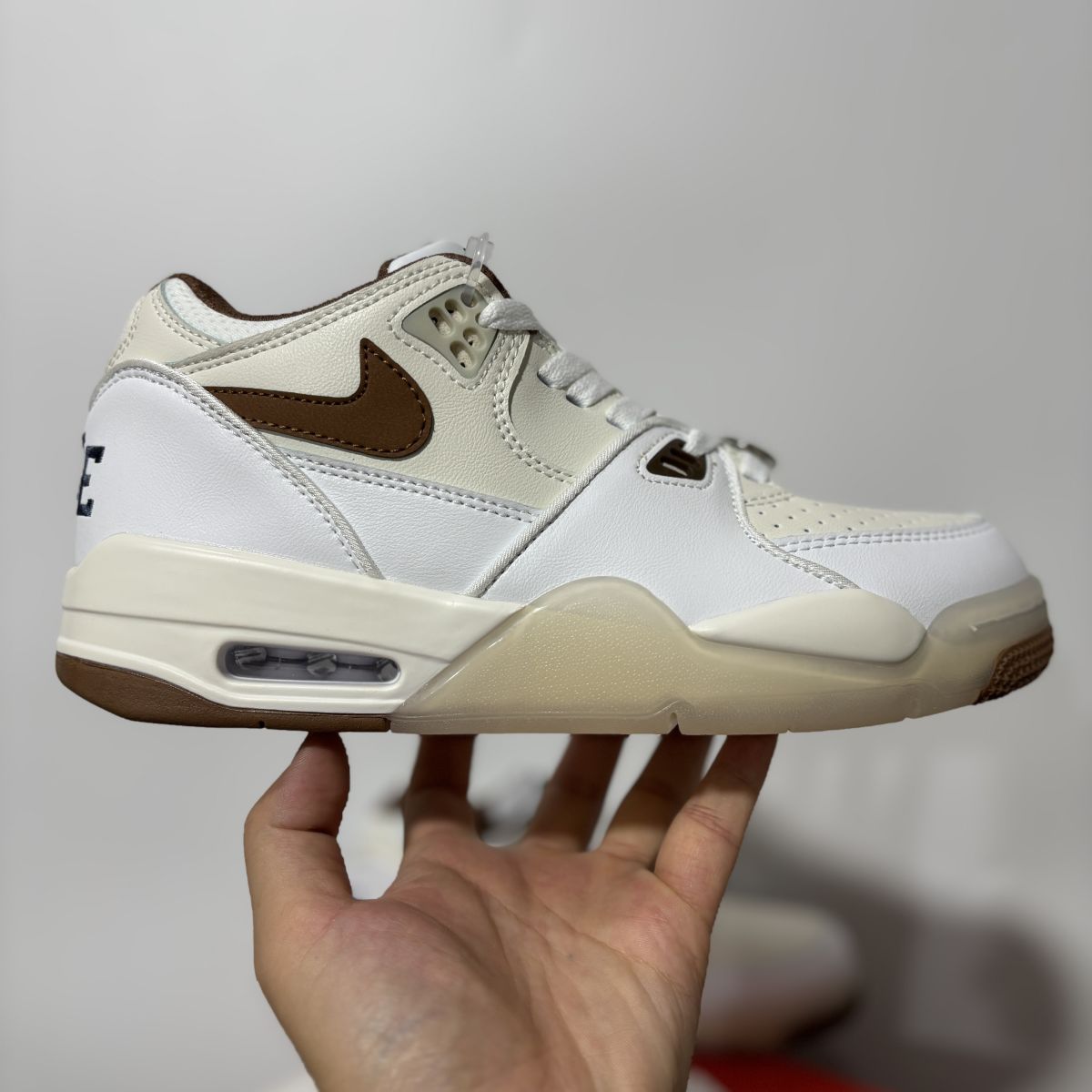 AJ4兄弟款白棕 Nike Air Flight 89 乔 4 兄弟款气垫篮球鞋 IB8866-121